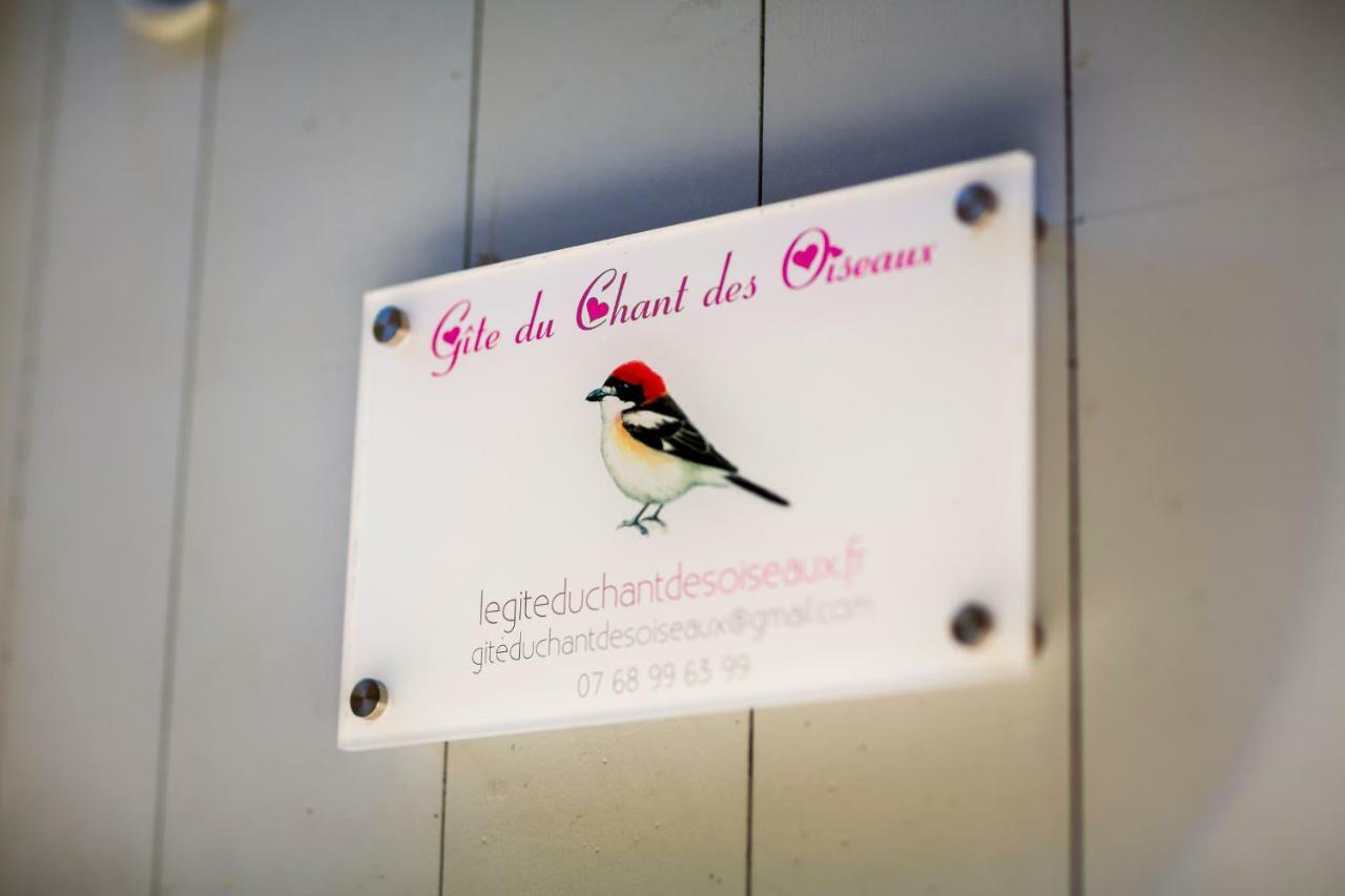 Вилла Gite Du Chant Des Oiseaux Сен-Гийём-ле-Дезер Экстерьер фото